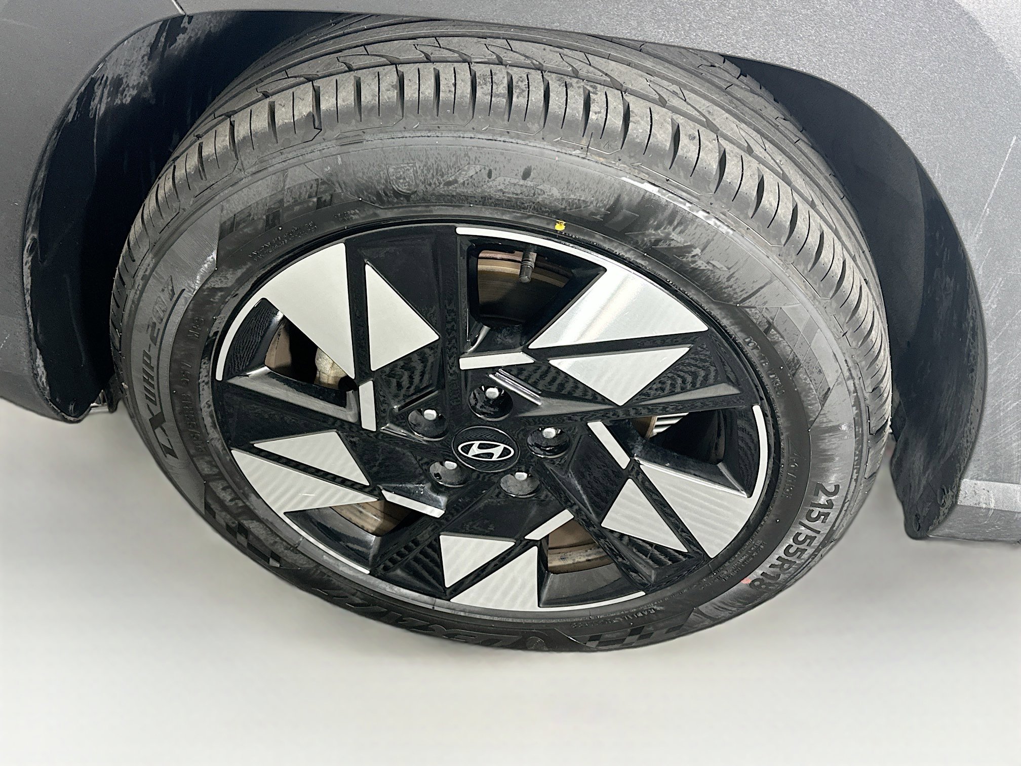 Used 2025 Hyundai Kona SEL FWD image 11