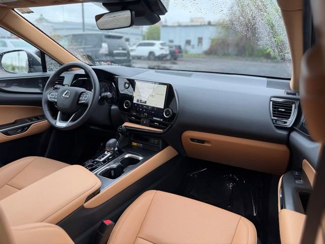 Used 2025 Lexus NX 350 AWD w/ Accessory Package (2T) image 18