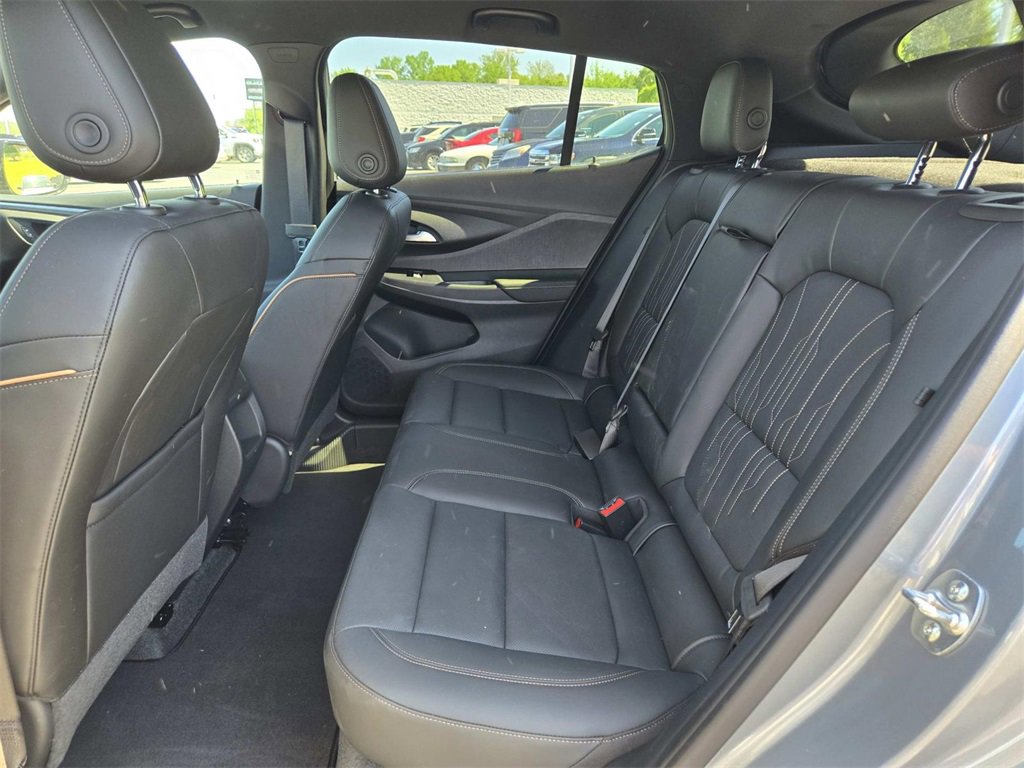 New 2025 Buick Envista Avenir image 12