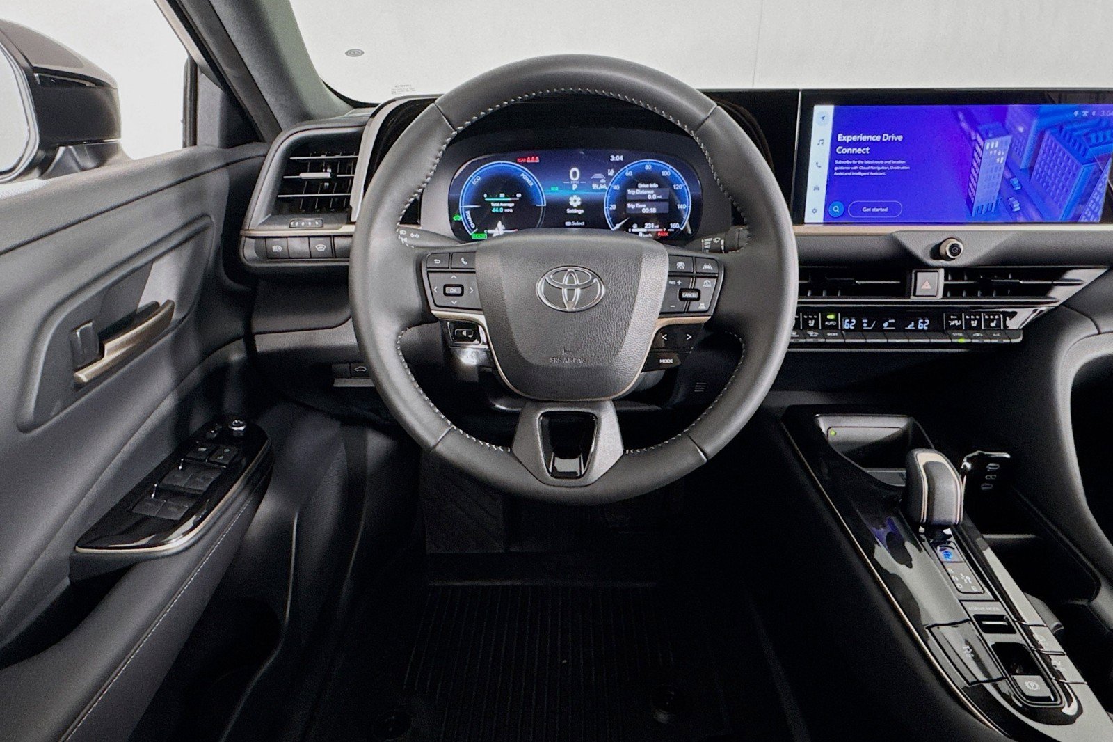 Used 2026 Toyota Crown Limited image 4