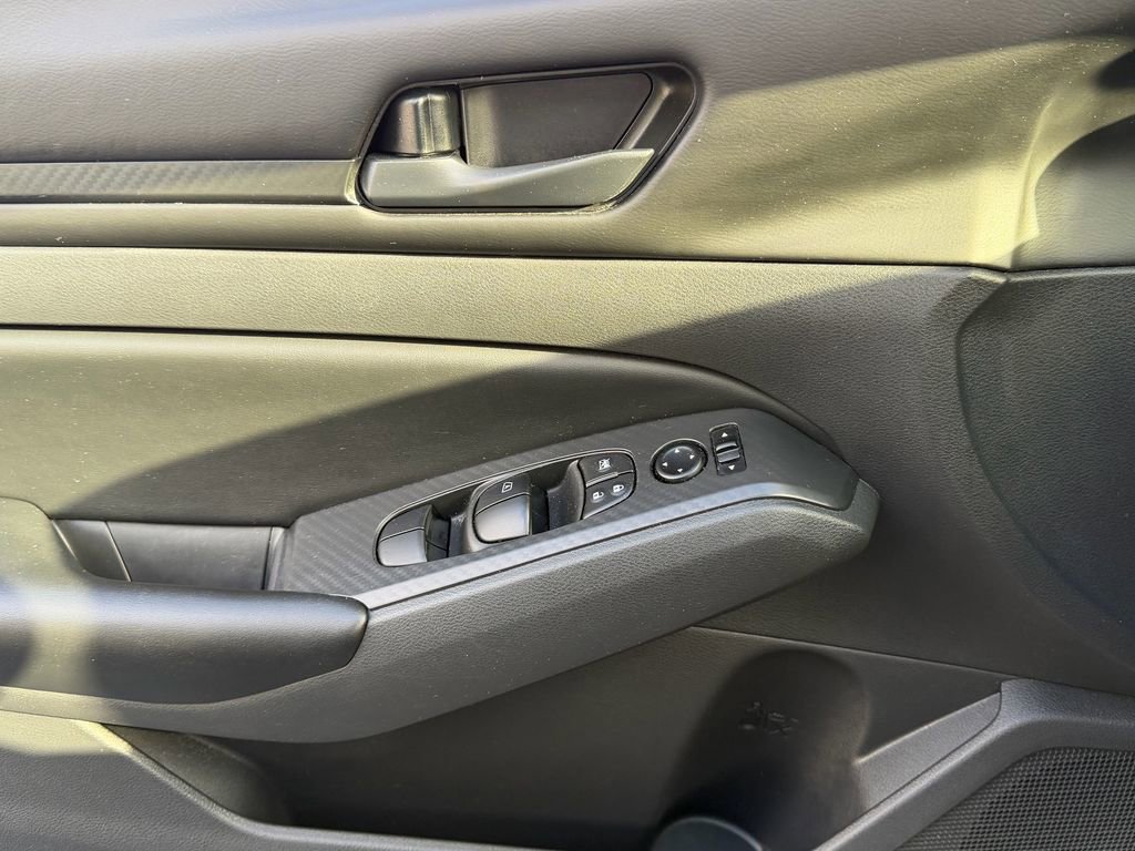 Certified 2024 Nissan Altima 2.5 S FWD image 25