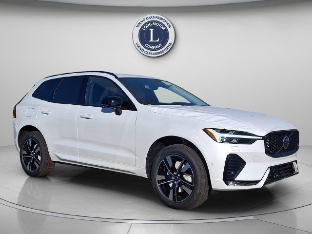 New 2026 Volvo XC60 B5 Plus w/ Protection Package Premier AWD/4WD image 2