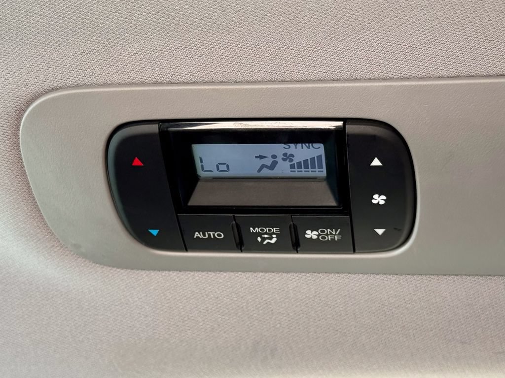 Used 2018 Honda Odyssey Touring image 32