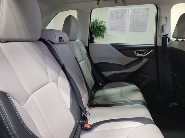 Used 2023 Subaru Forester Limited AWD/4WD image 15