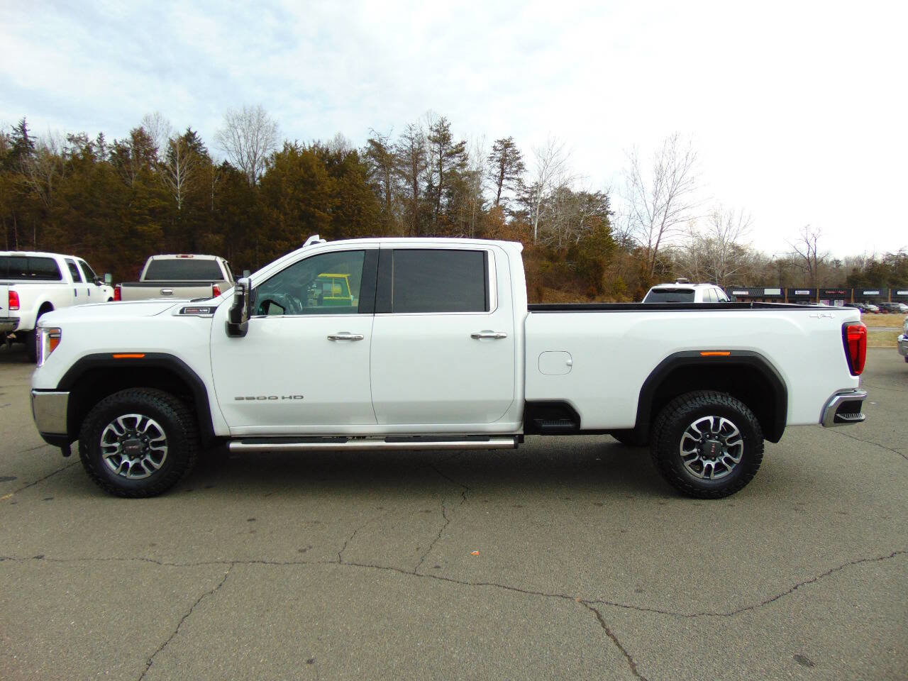 Used 2021 GMC Sierra 3500 SLT w/ SLT Convenience Package image 25