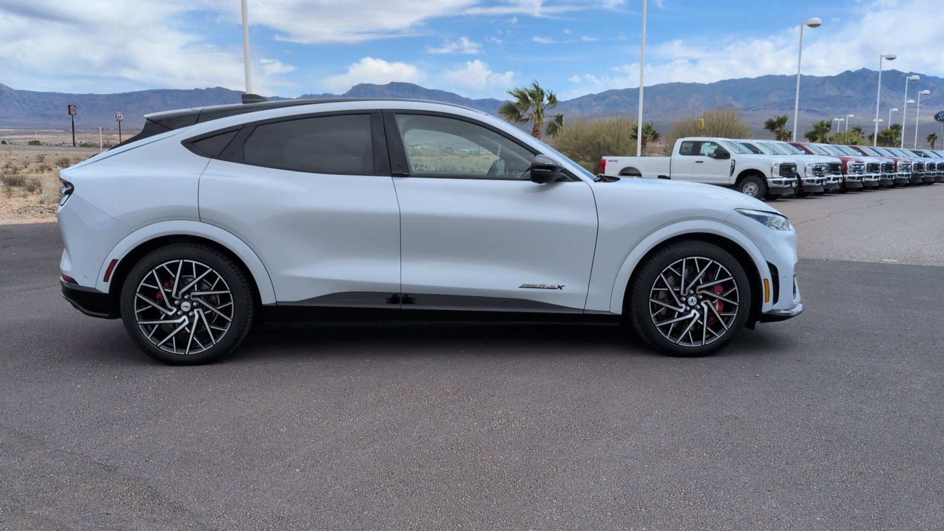 Used 2022 Ford Mustang Mach-E GT w/ GT Performance Edition AWD/4WD image 2