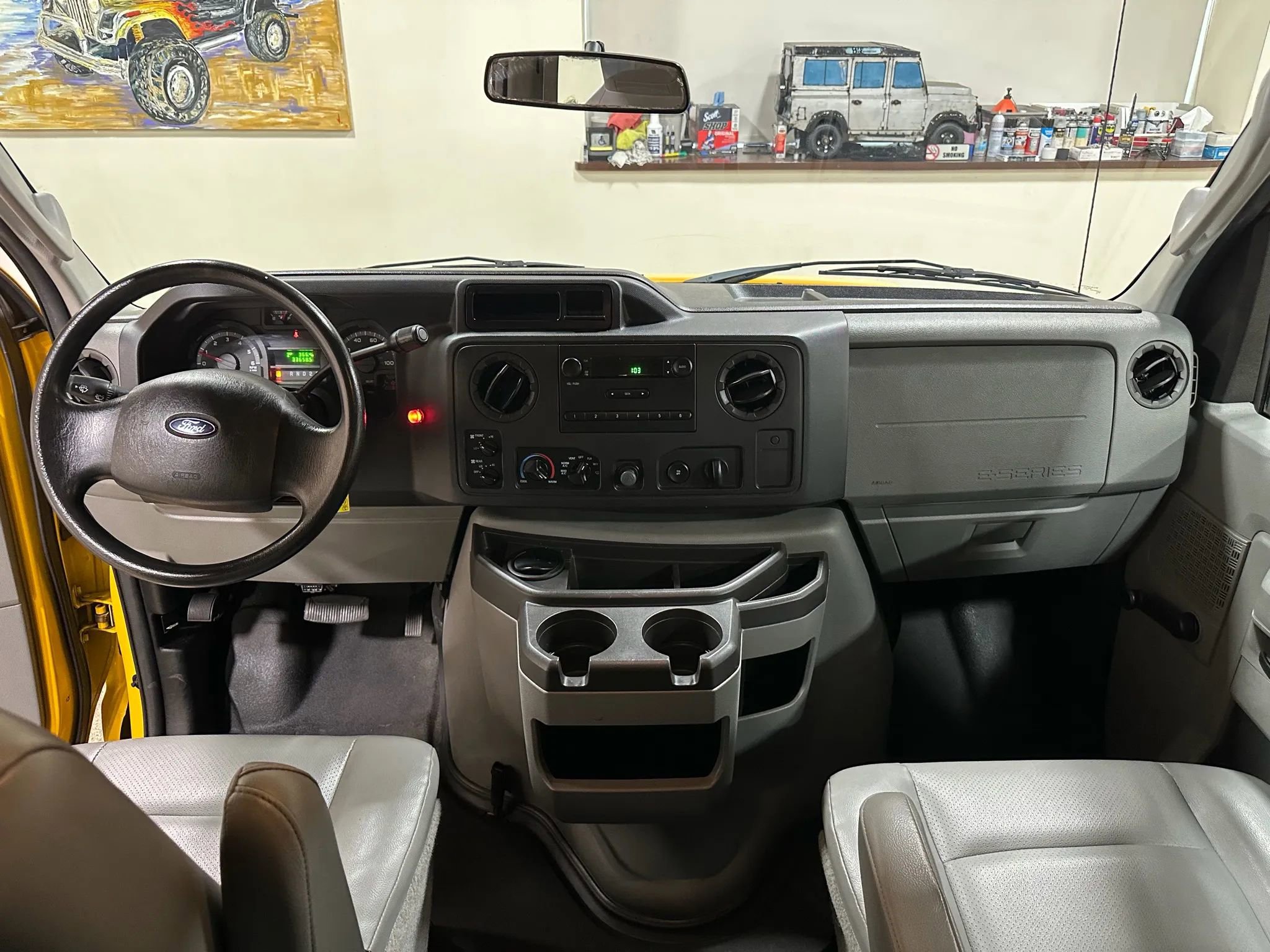 Used 2011 Ford E-150 and Econoline 150 Wagon RWD image 52