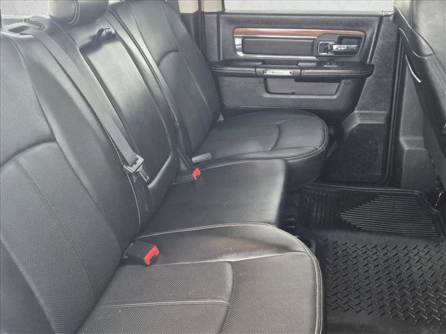 Used 2017 RAM 1500 Laramie w/ Convenience Group AWD/4WD image 18