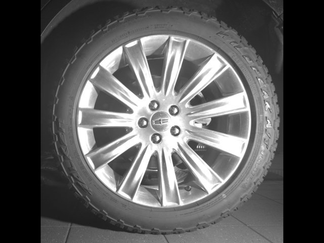 Used 2013 Lincoln MKX AWD image 11