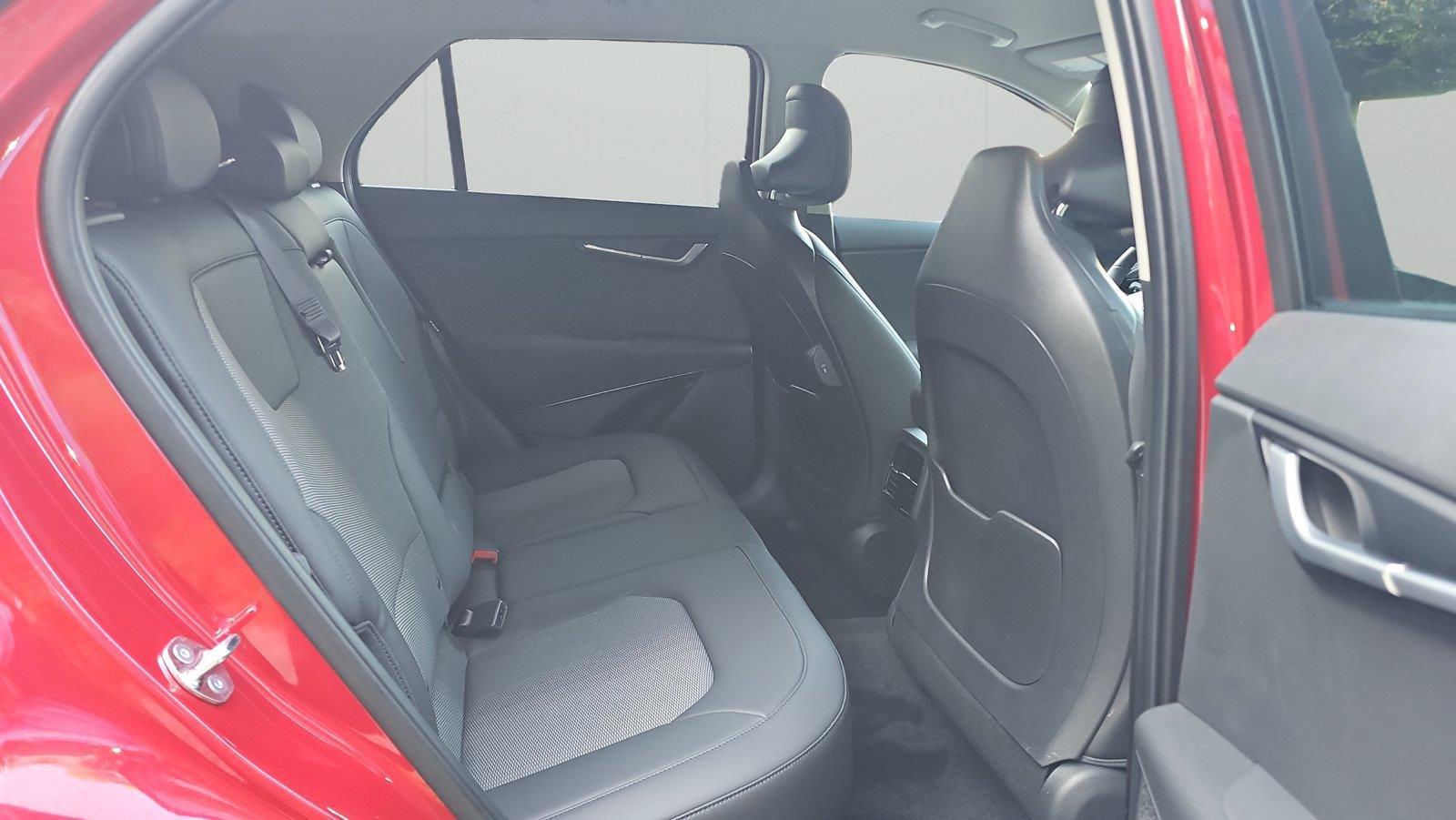 New 2026 Kia Niro EX FWD image 13