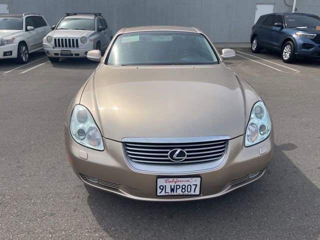 Used 2004 Lexus SC 430 Convertible image 2