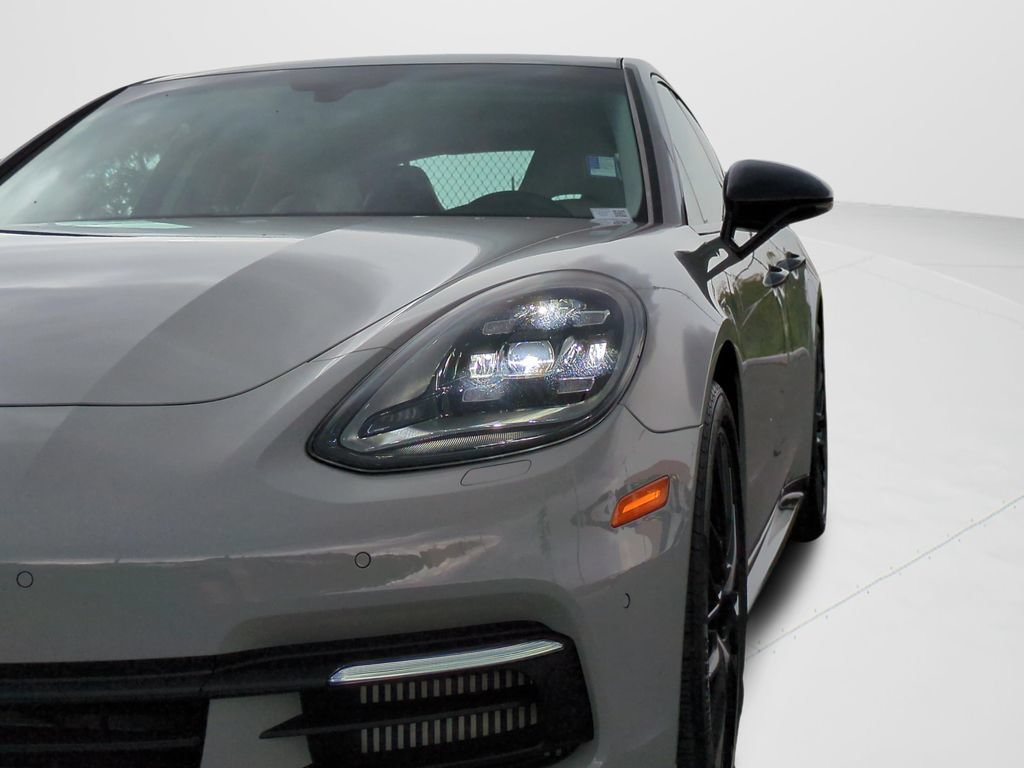 Used 2018 Porsche Panamera 4S AWD/4WD image 25