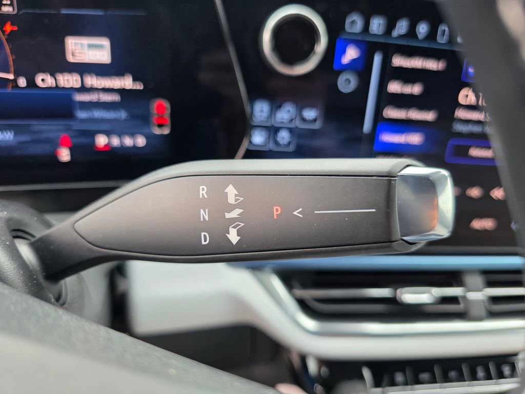 Certified 2025 Chevrolet Equinox EV LT image 19