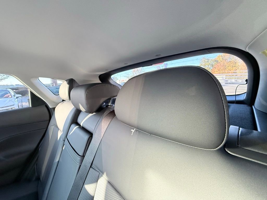 New 2026 Hyundai Kona Limited FWD image 32