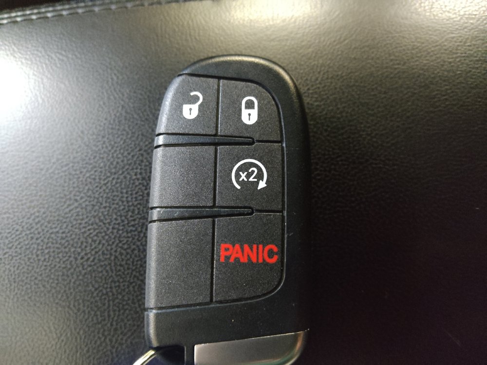 Used 2021 Jeep Grand Cherokee Laredo RWD image 32