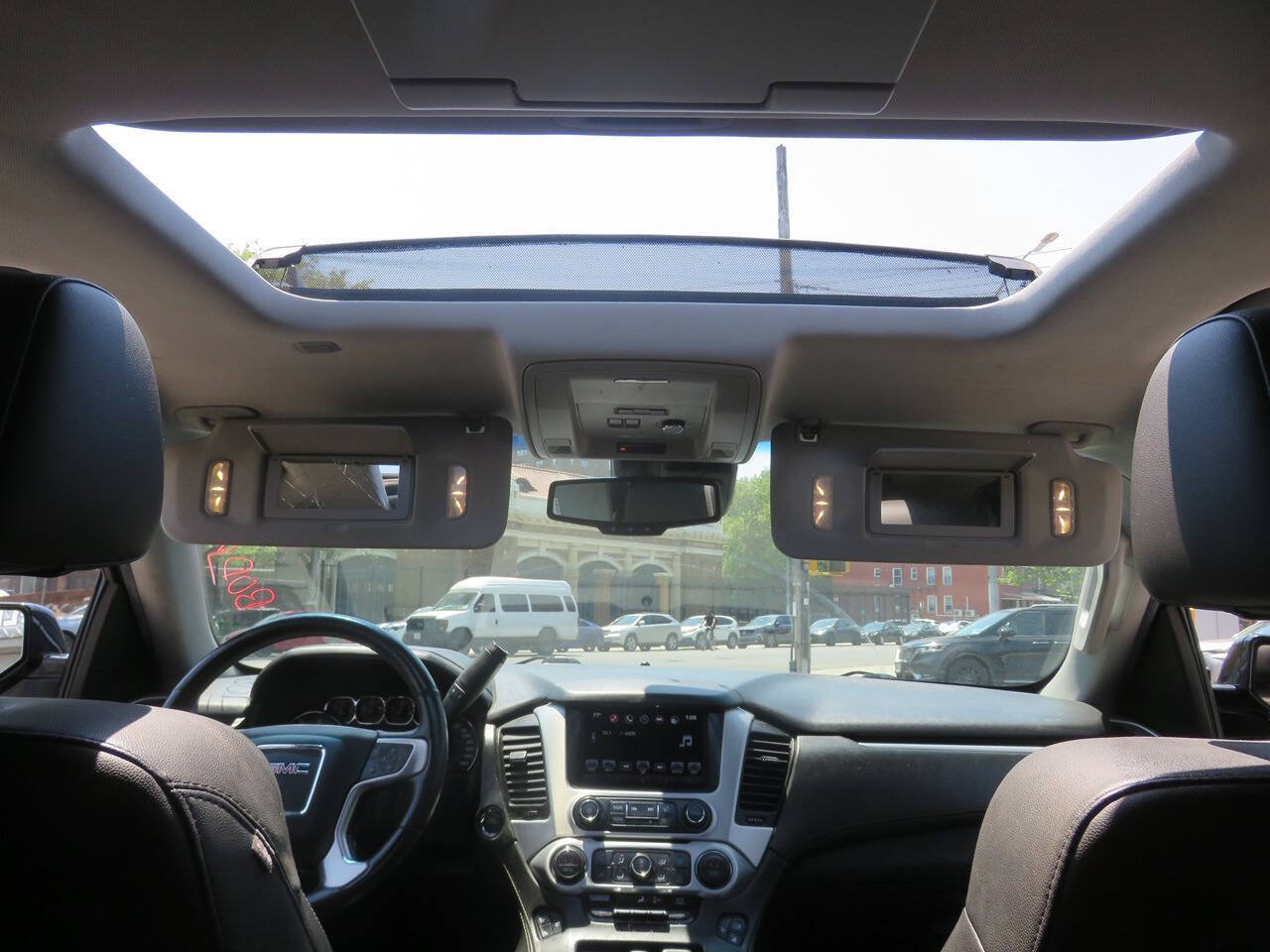 Used 2016 GMC Yukon SLT w/ Open Road Package AWD/4WD image 13
