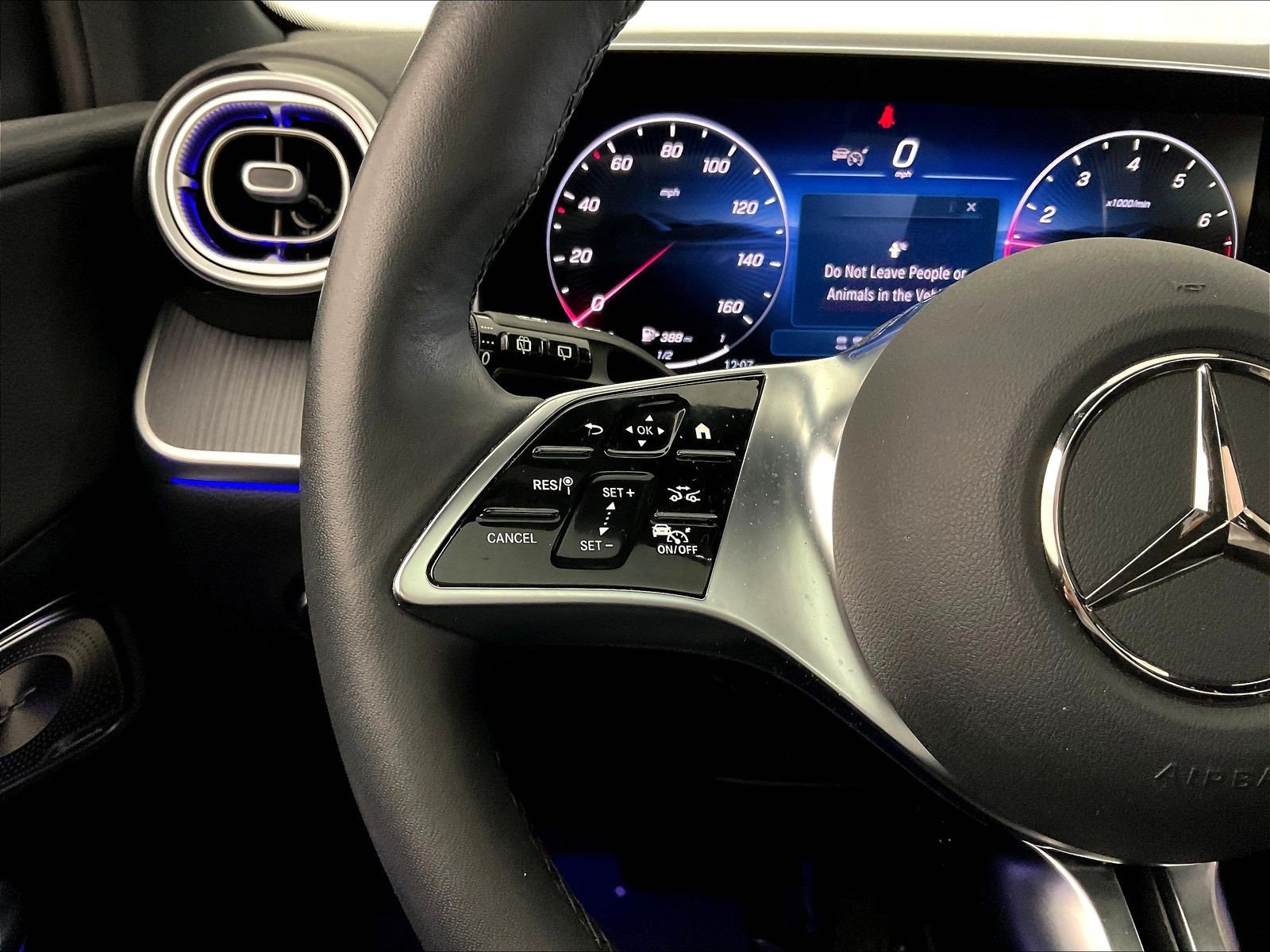 Certified 2026 Mercedes-Benz GLC 300 4MATIC image 11
