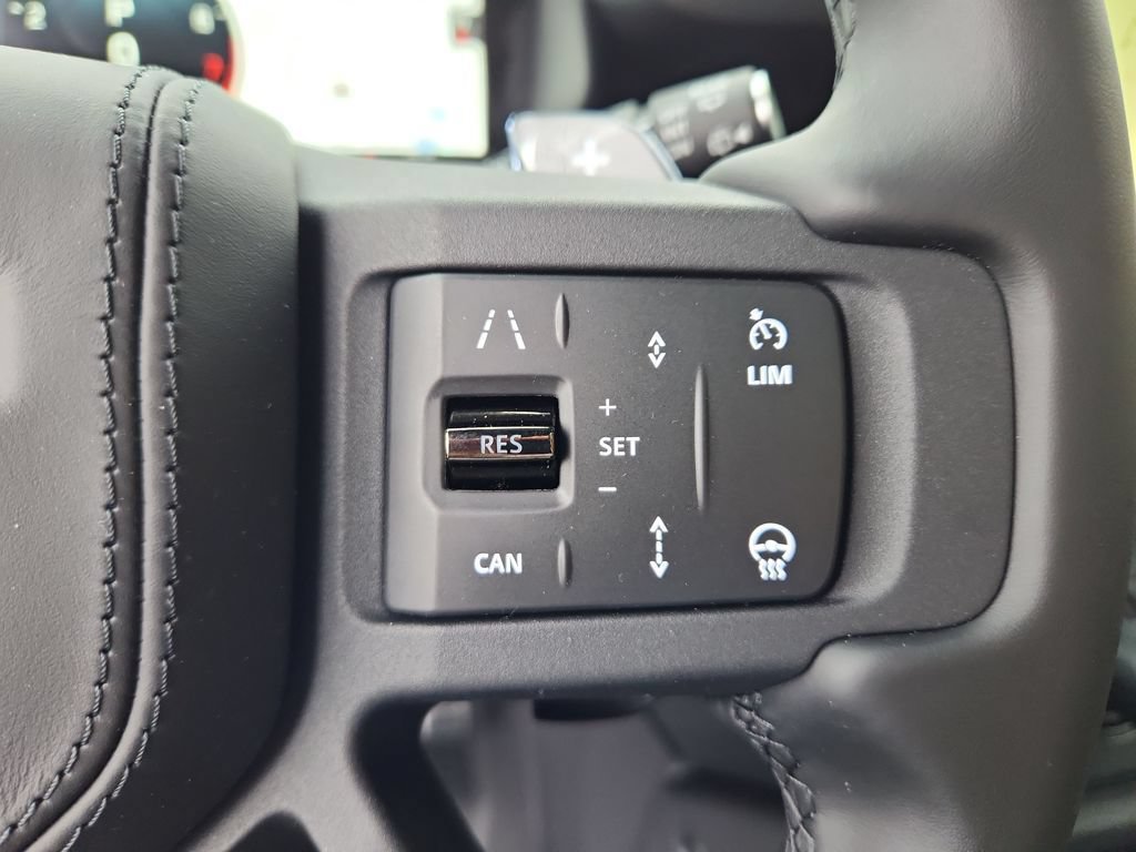 New 2026 Land Rover Defender 110 OCTA AWD/4WD image 18