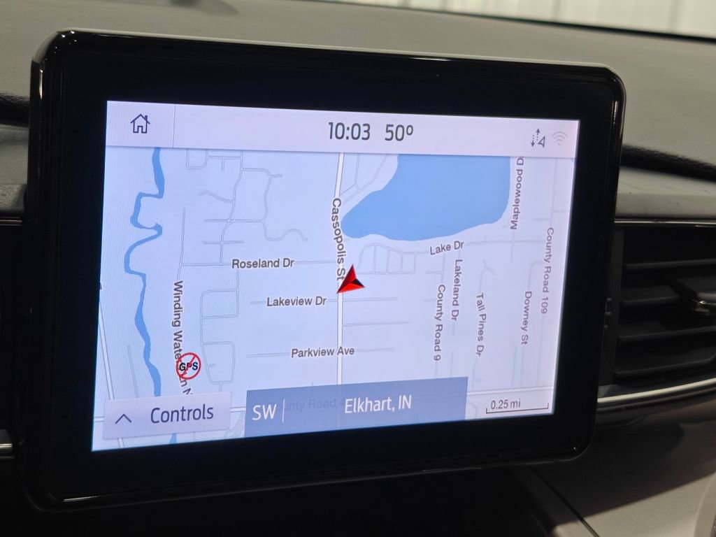 Used 2021 Ford Explorer XLT image 6