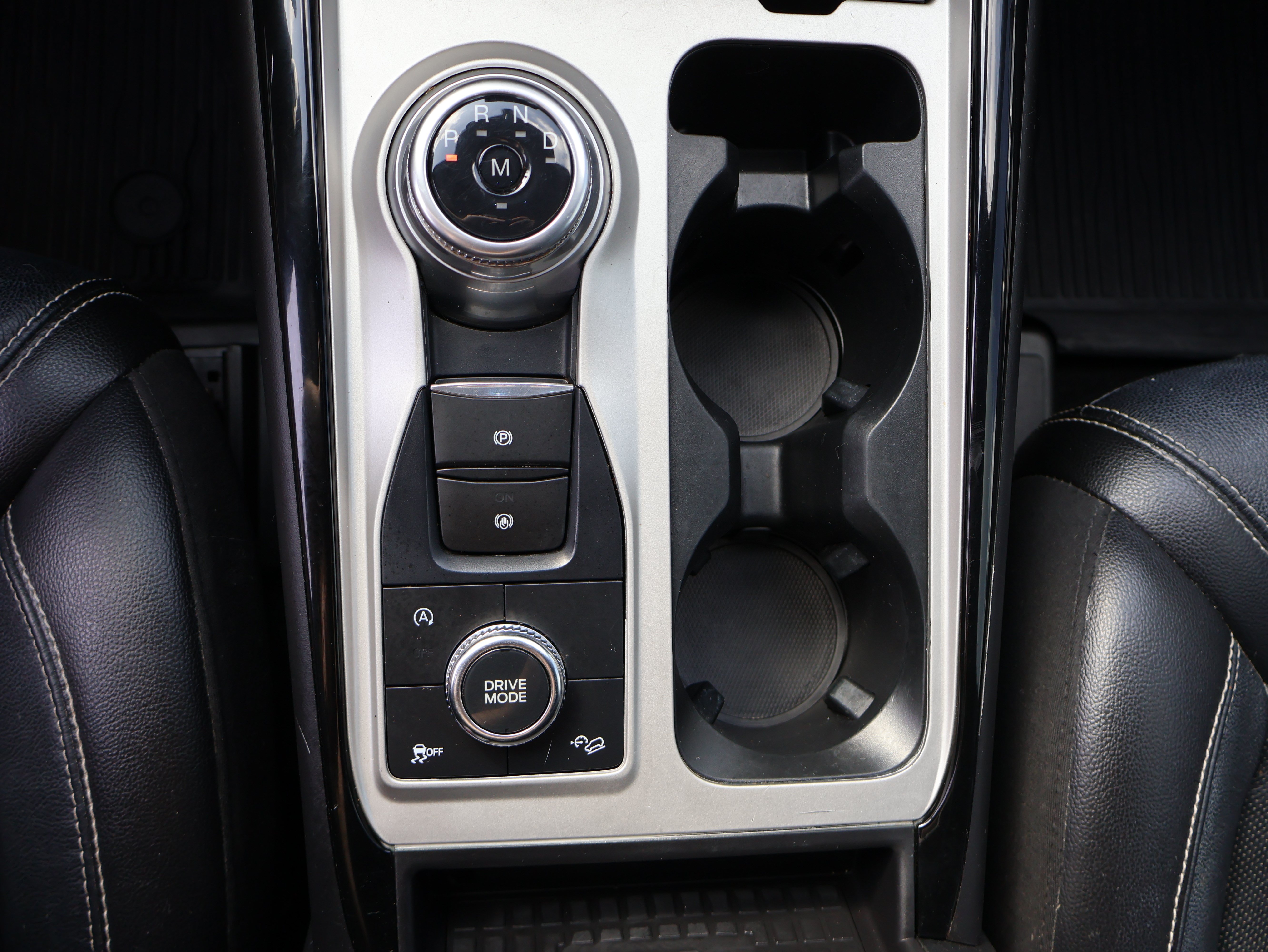 Used 2023 Ford Explorer ST w/ Equipment Group 401A AWD/4WD image 20