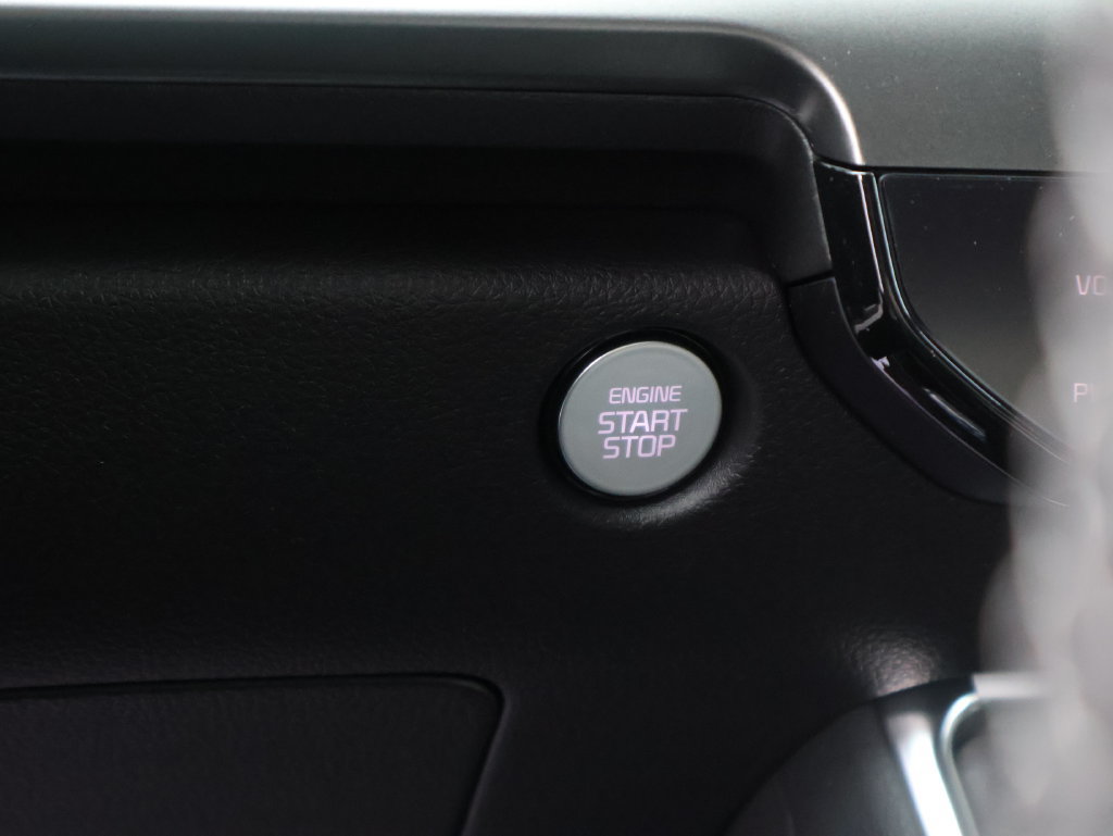New 2027 Kia Carnival SX w/ Dark Edition Package FWD image 29