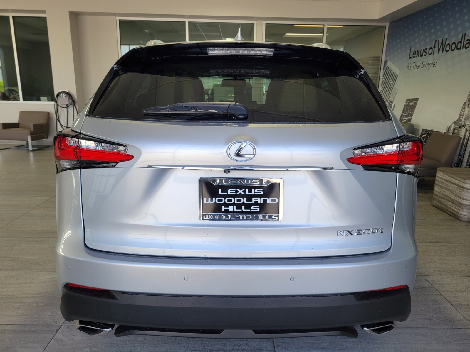 Used 2016 Lexus NX 200t FWD w/ Premium Package image 4