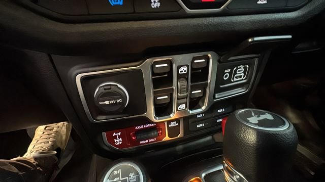 Used 2025 Jeep Wrangler Unlimited Sport S 4xe image 23