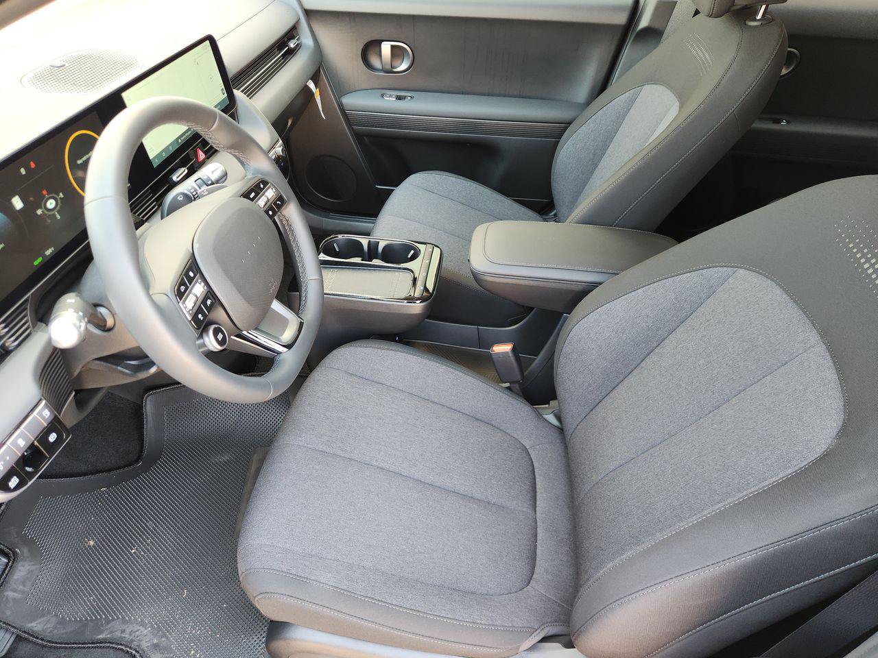New 2027 Hyundai Ioniq 5 SE RWD image 9