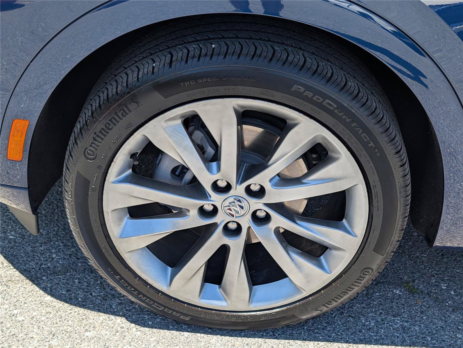 Used 2023 Buick Envision Avenir AWD/4WD image 11