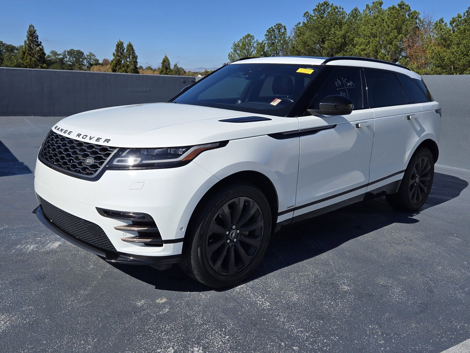 Used 2019 Land Rover Range Rover Velar R-Dynamic SE