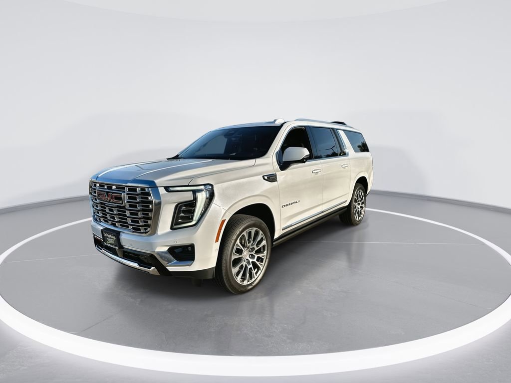 Used 2026 GMC Yukon XL Denali w/ Denali Reserve Package RWD image 4