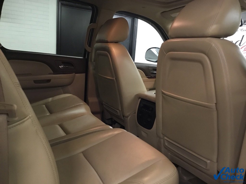 Used 2011 Chevrolet Avalanche LTZ image 45