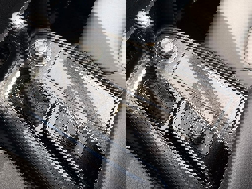 Used 2024 Nissan Armada SV image 35