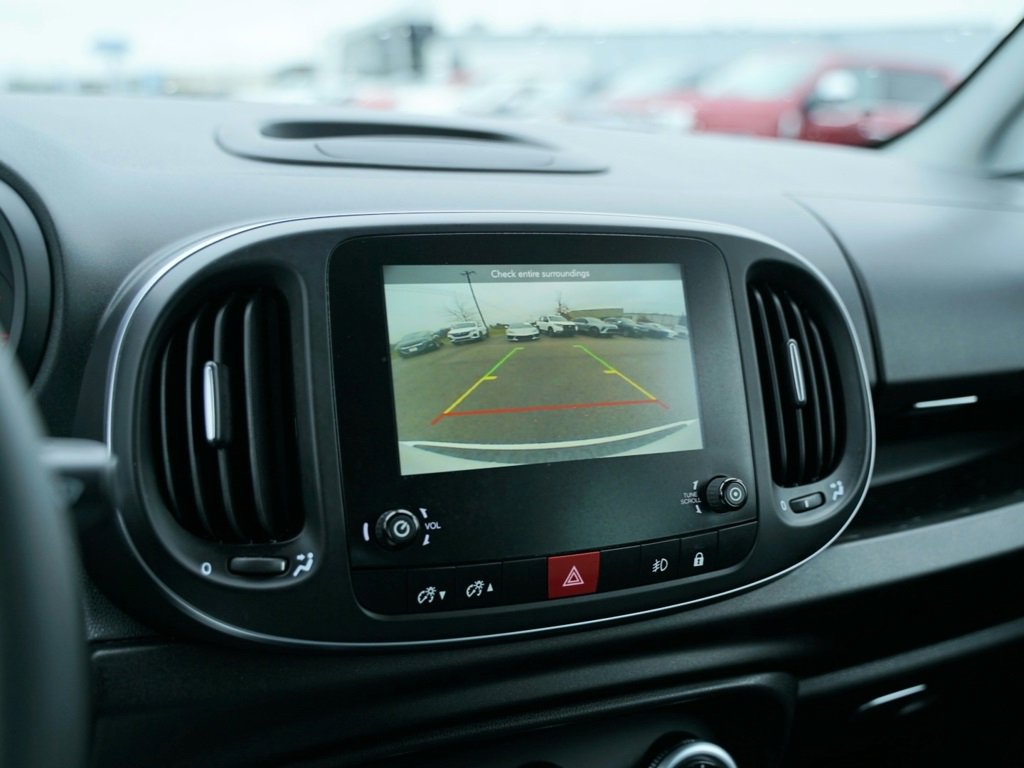 Used 2019 FIAT 500L Trekking image 15