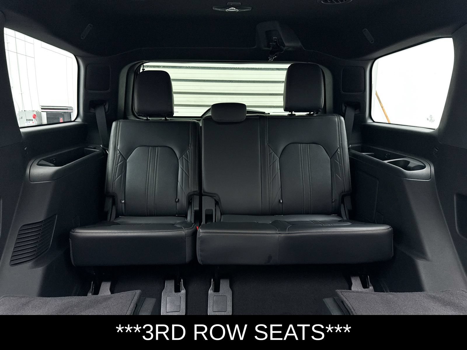 Used 2024 Ford Expedition Platinum AWD/4WD image 13