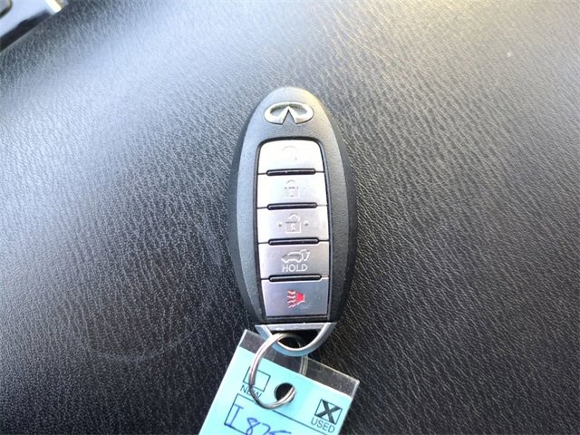 Used 2023 INFINITI QX80 Luxe w/ Cargo Package image 31