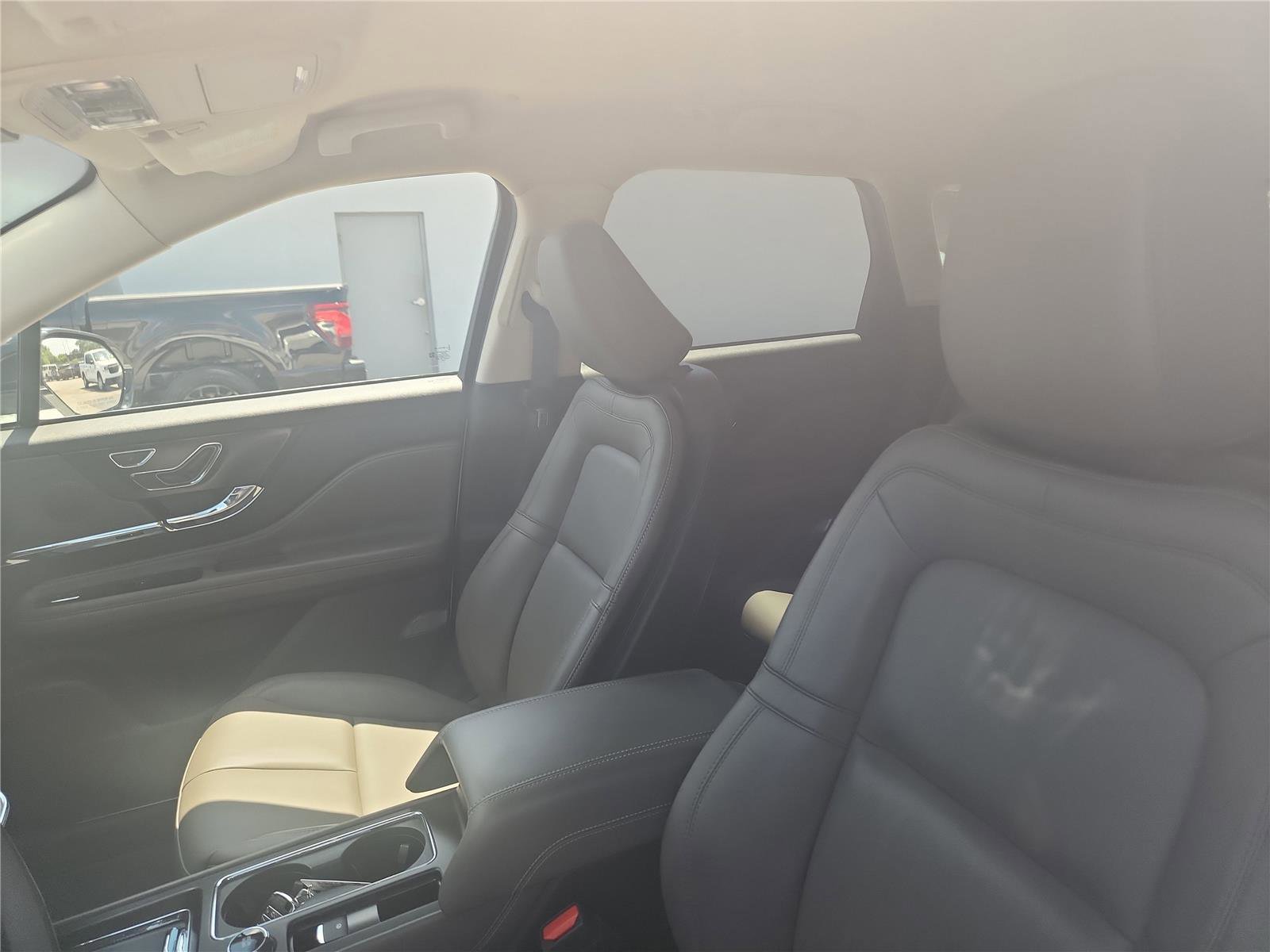 Used 2023 Lincoln Corsair FWD image 14