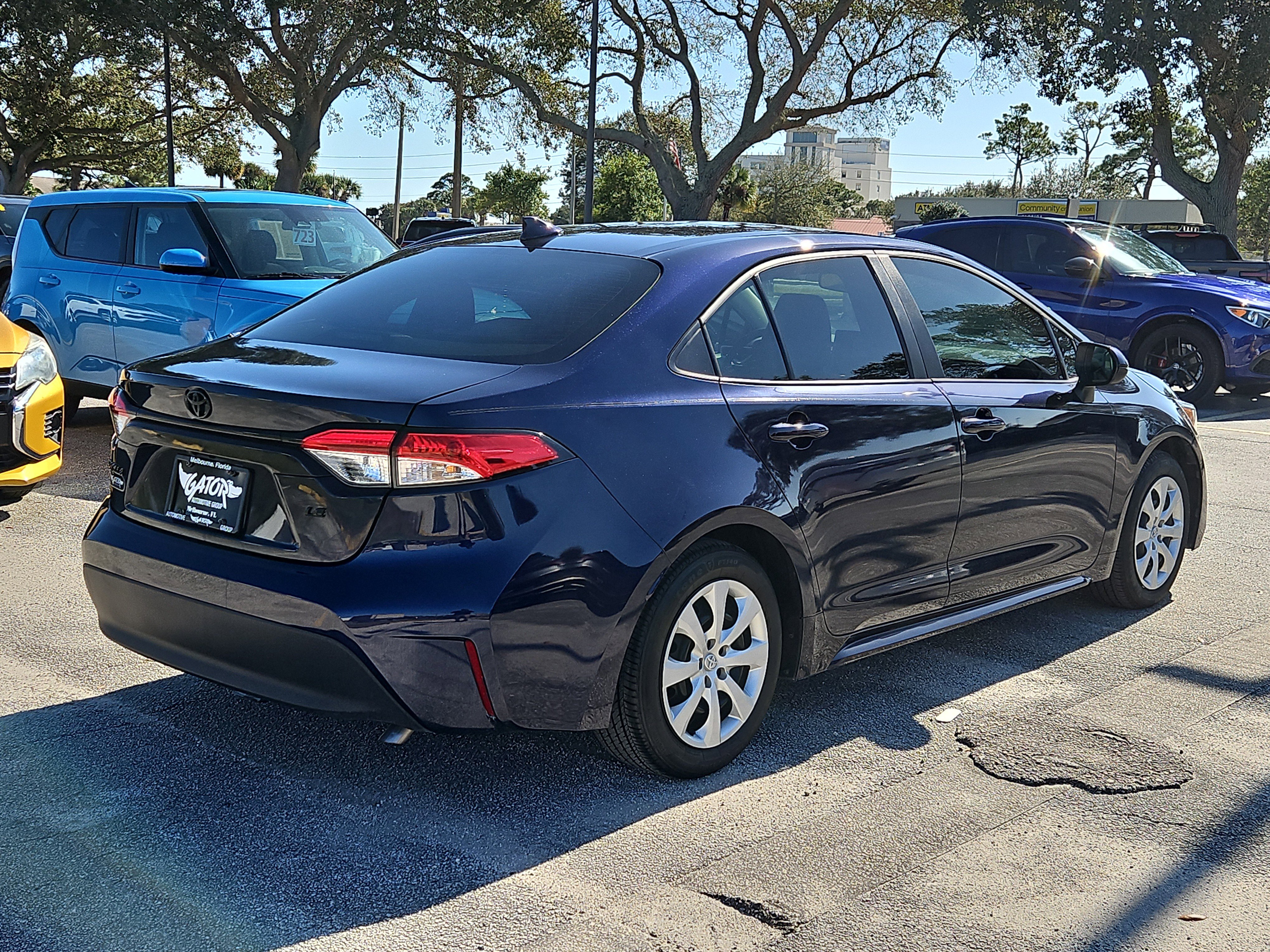 Used 2024 Toyota Corolla LE FWD image 4