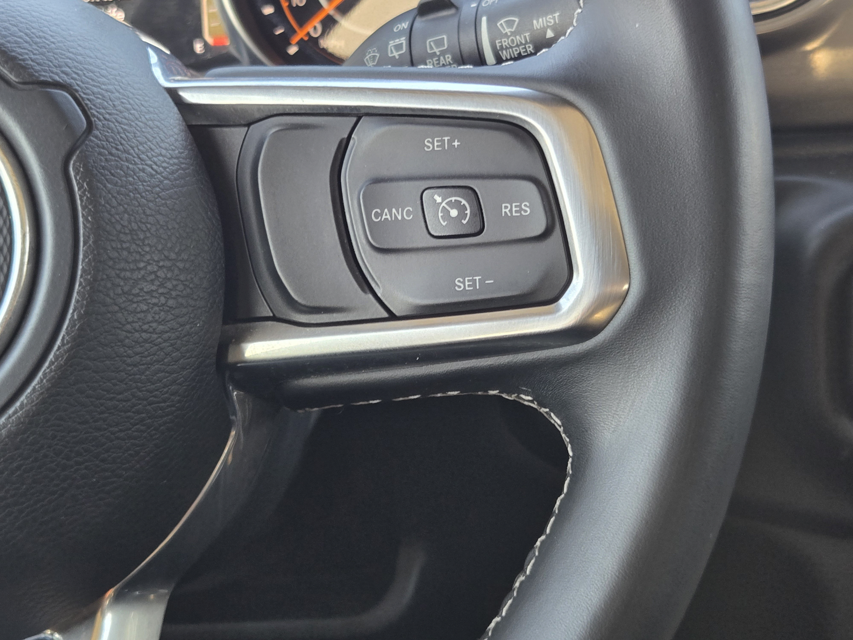 Used 2019 Jeep Wrangler Unlimited Sahara AWD/4WD image 26