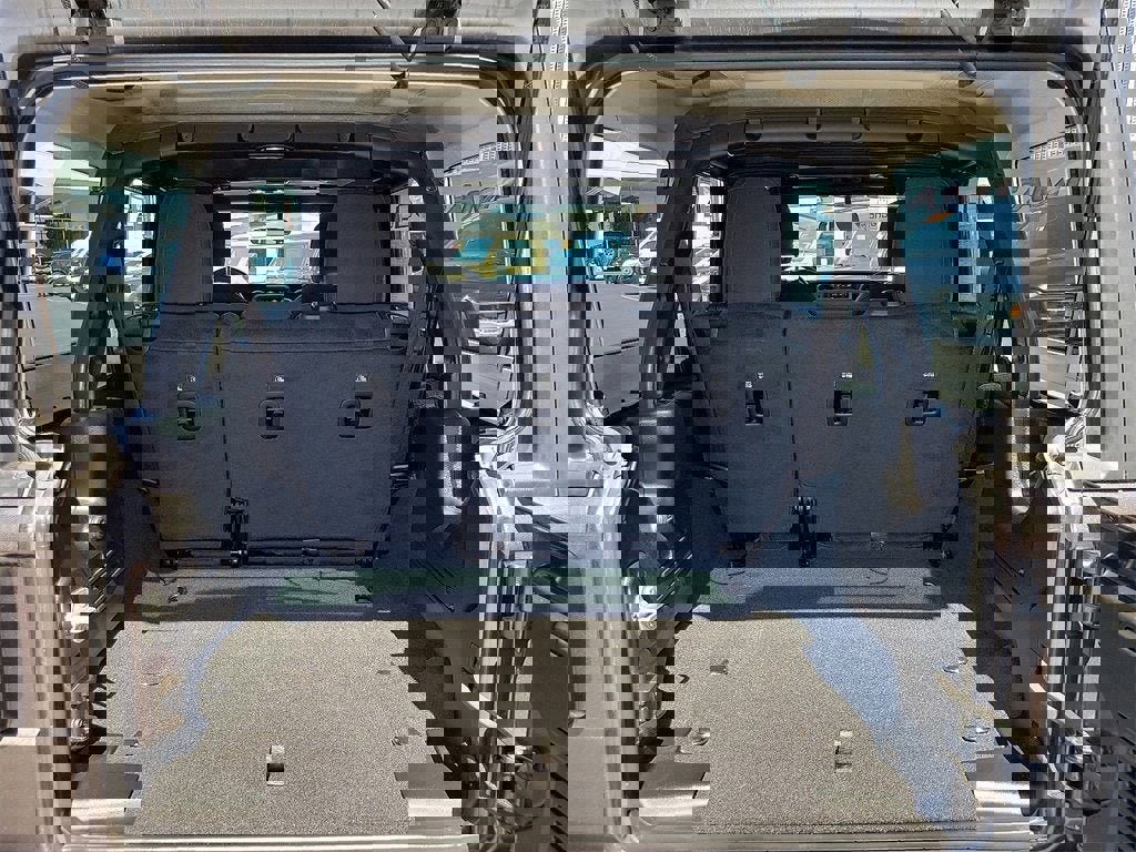 Used 2022 Jeep Wrangler Unlimited Sport image 20