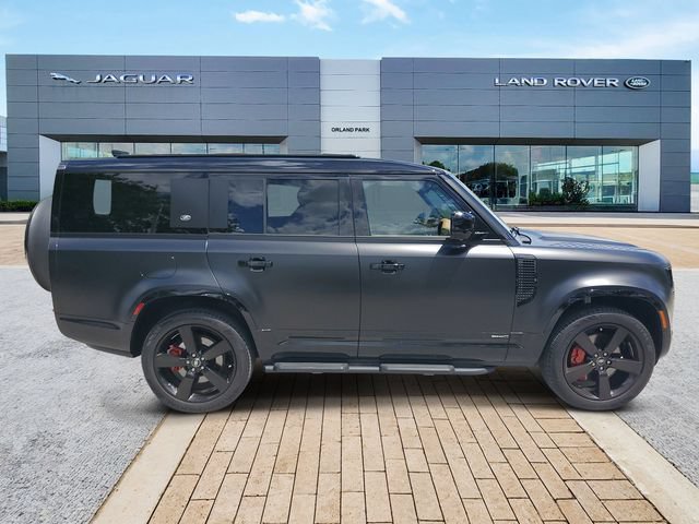 Certified 2024 Land Rover Defender 130 X AWD/4WD image 4
