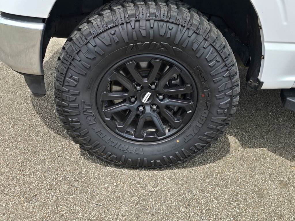 Used 2022 Ford F150 XLT w/ Trailer Tow Package AWD/4WD image 10