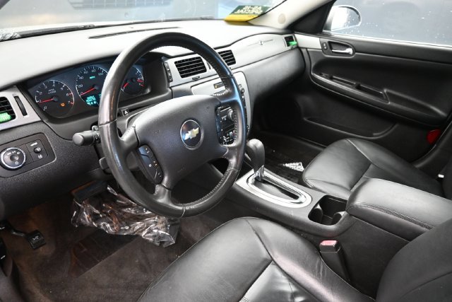 Used 2008 Chevrolet Impala LT w/ Luxury Edition Package FWD image 18