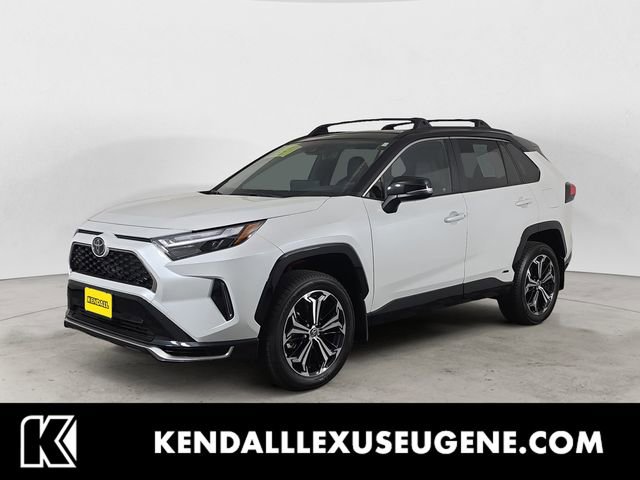 Used 2025 Toyota RAV4 XSE w/ Weather Package AWD/4WD image 1