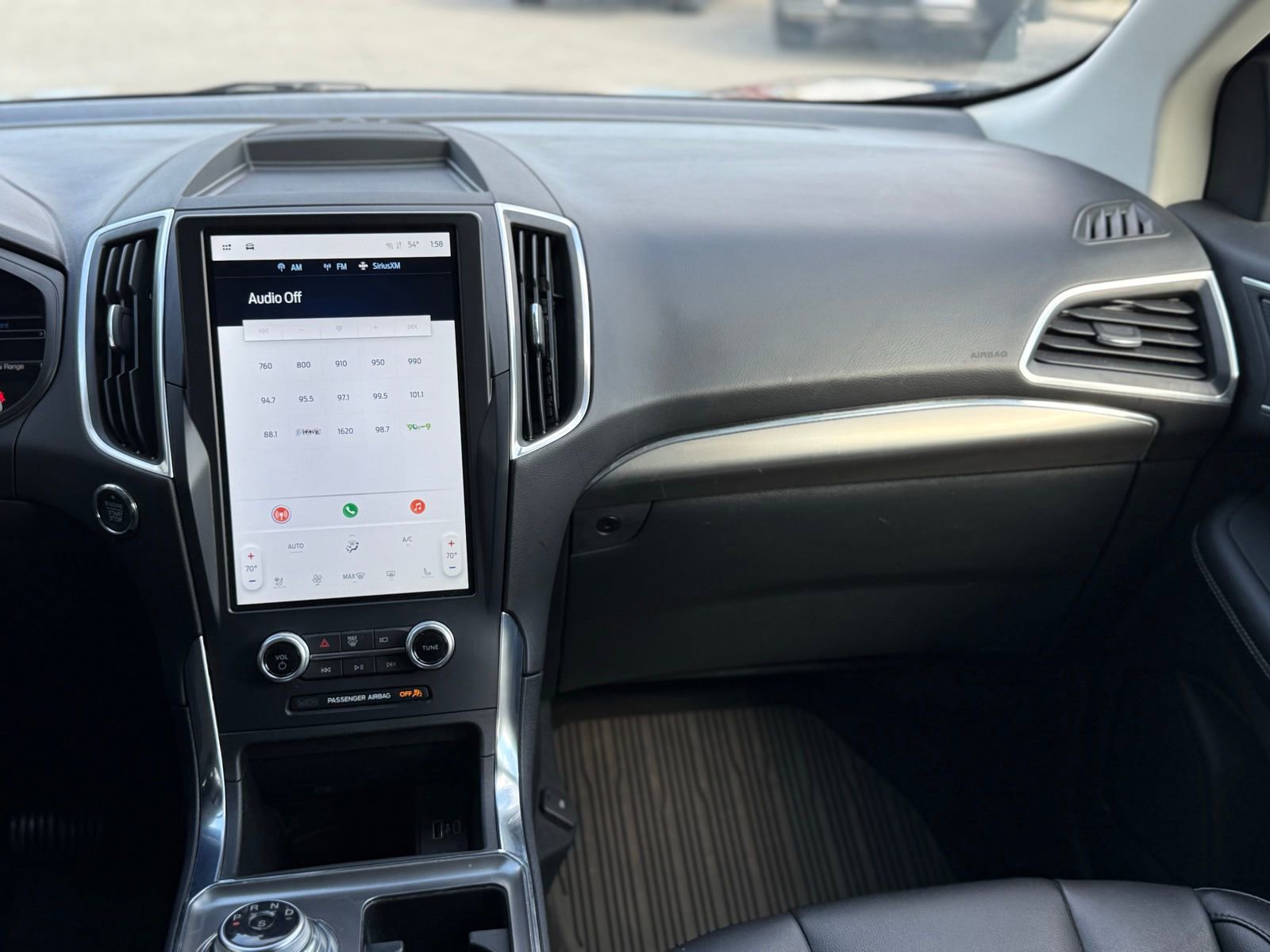 Used 2022 Ford Edge Titanium image 15