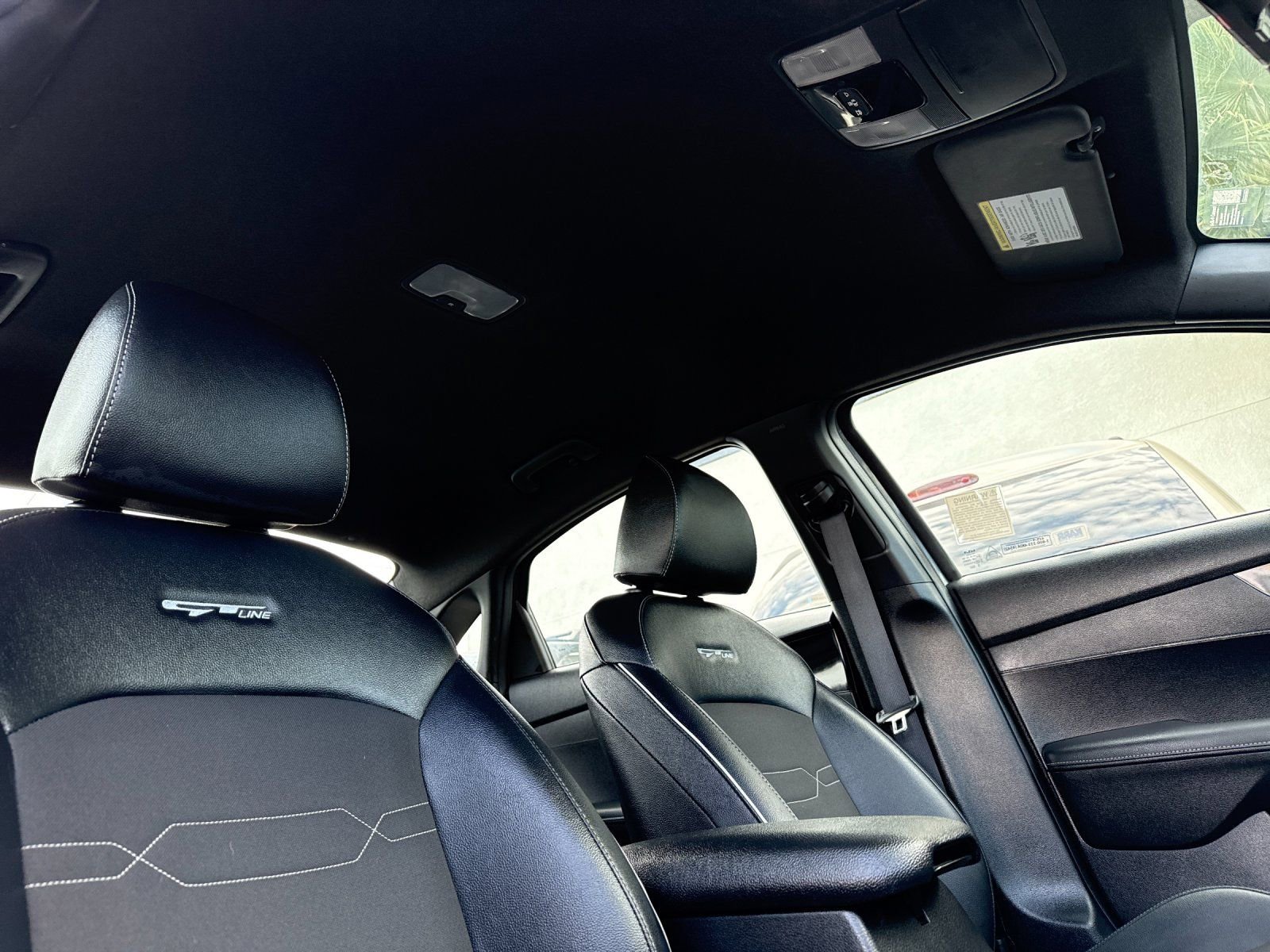 Used 2024 Kia Forte GT-Line image 15