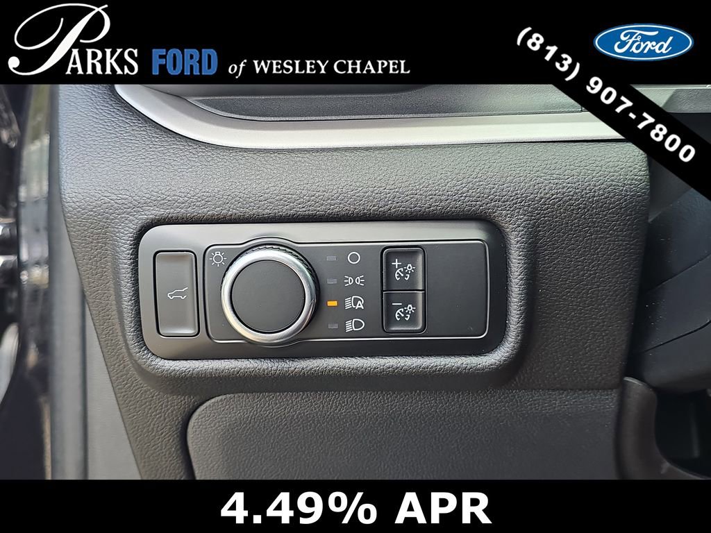 Certified 2024 Ford Explorer XLT RWD image 26