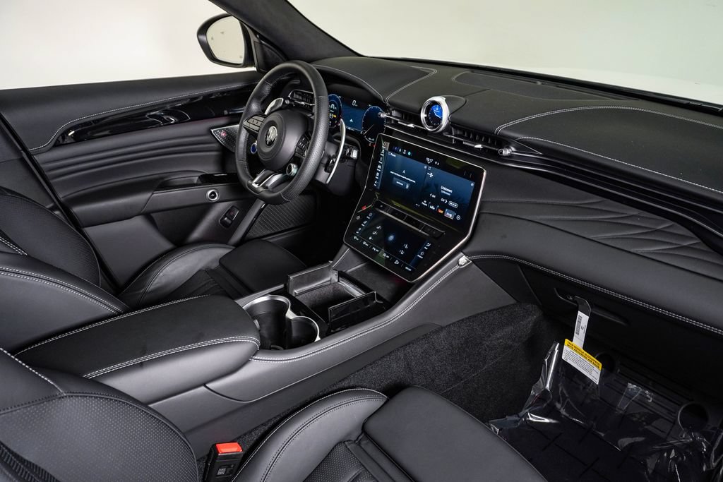 Certified 2025 Maserati Grecale Modena AWD/4WD image 14