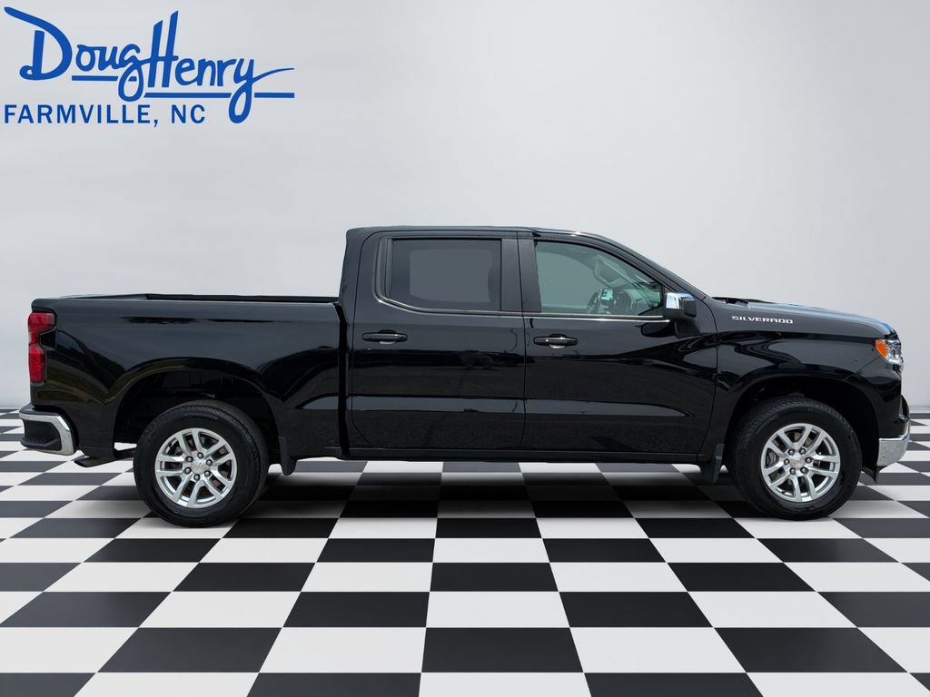 Used 2025 Chevrolet Silverado 1500 LT RWD image 6