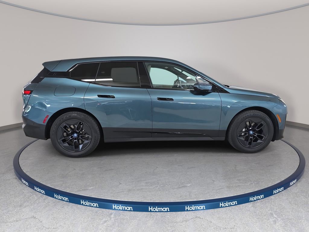 Used 2024 BMW iX xDrive50 image 6